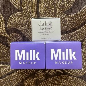 BNIB milk makeup and delish Lip Scrub bundle